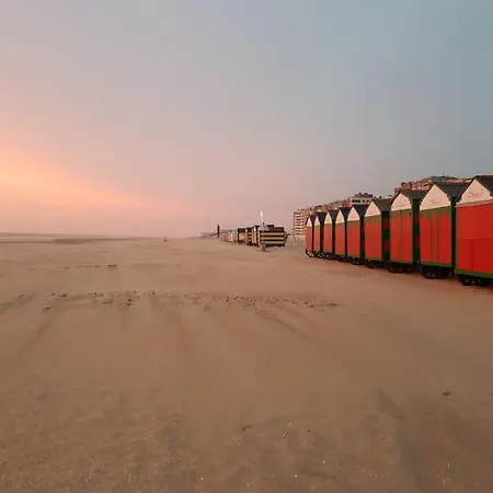 Duplex Avec Parking A 100m De La *